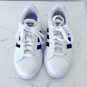 Women’s Adidas Sneakers